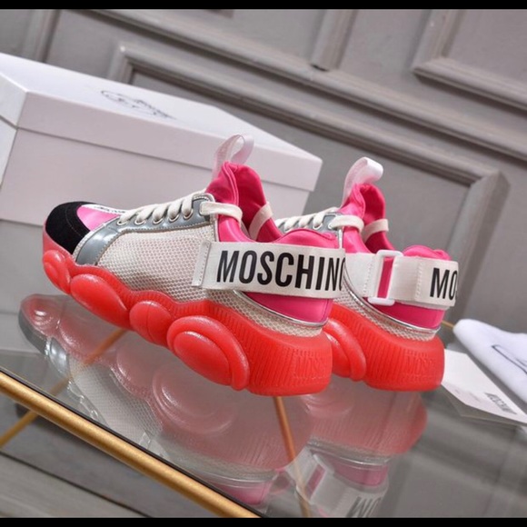 Sneakers - Picture 2 of 3